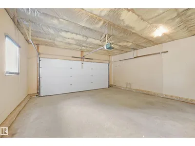 10440 16 Avenue NW photo 27