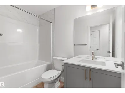 913 19 AV NW photo 27