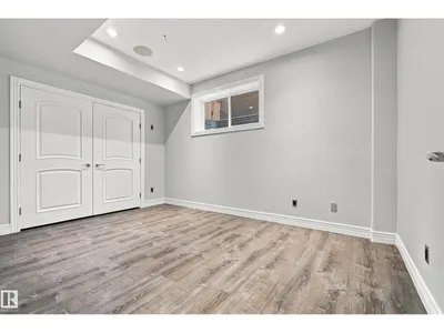 93 NOTTINGHAM POINT photo 61