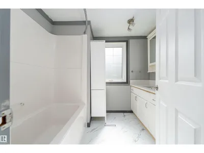 2514 West Port RD NW NW photo 32