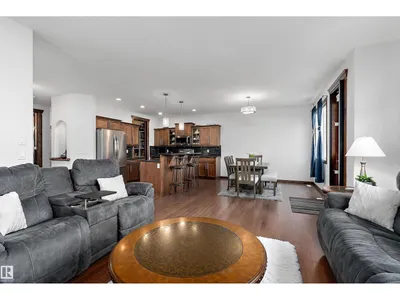 87 LAMPLIGHT DR photo 14