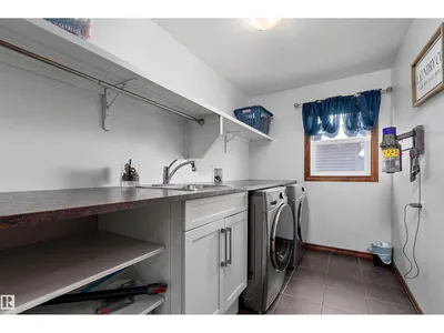 87 LAMPLIGHT DR photo 34