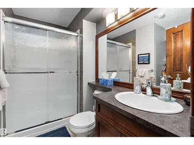 87 LAMPLIGHT DR photo 42