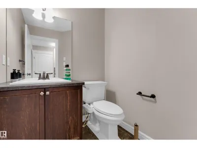 5608 17 AV SW photo 8