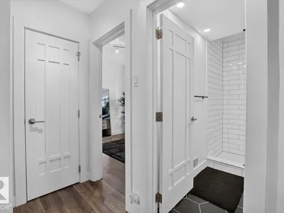 10951 62 AV NW photo 18