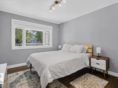 10951 62 AV NW photo 19