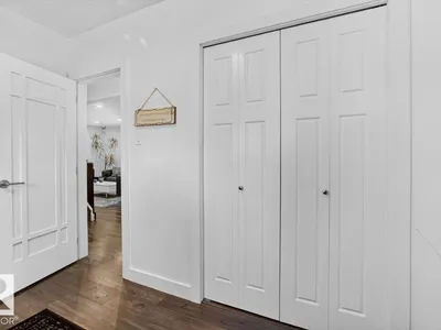 10951 62 AV NW photo 24