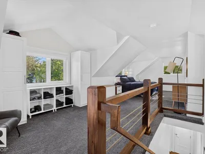 10951 62 AV NW photo 25