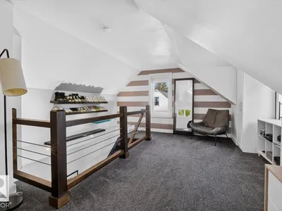 10951 62 AV NW photo 26