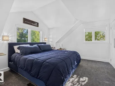 10951 62 AV NW photo 27