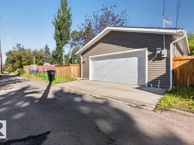 10951 62 AV NW photo 56