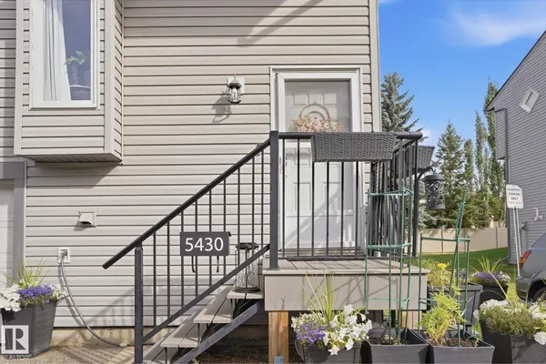 5430 38a AV NW NW photo 3