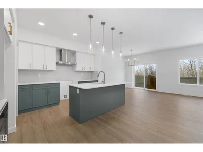 8732 183 AV NW photo 8