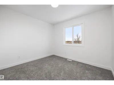 8732 183 AV NW photo 29