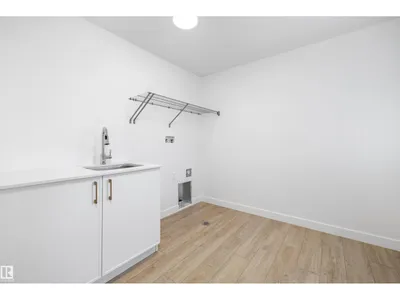 8732 183 AV NW photo 34
