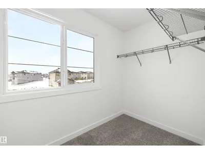 8704 183 AV NW photo 39