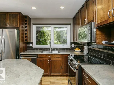 8104 162 ST NW photo 11