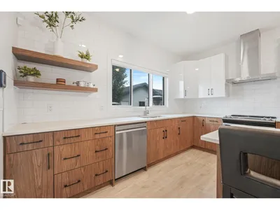 2497 Kelly CI SW photo 20