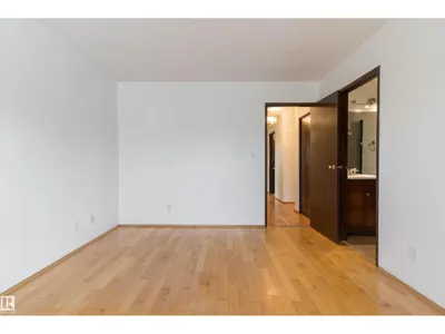 18739 72 AV NW photo 17