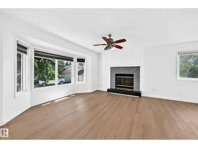 3924 26A AV NW photo 10