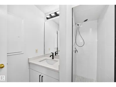 3924 26A AV NW photo 20