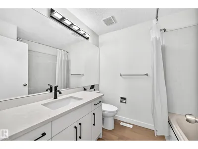 3924 26A AV NW photo 26