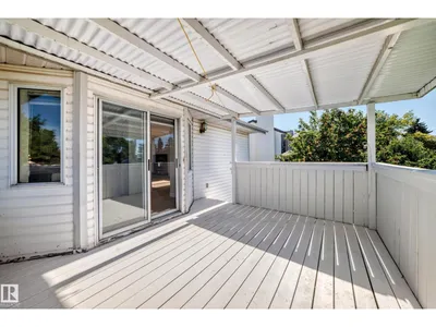 3924 26A AV NW photo 39