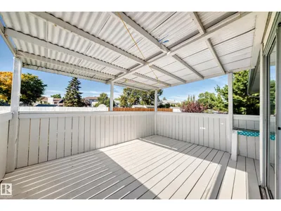 3924 26A AV NW photo 40