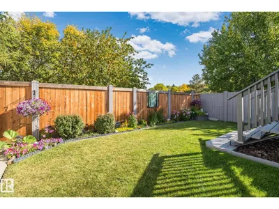 9532 175 AV NW NW photo 28