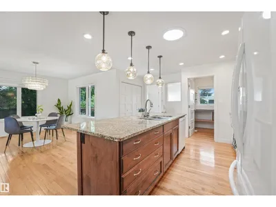 8212 148 ST NW NW photo 11
