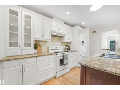 8212 148 ST NW NW photo 14