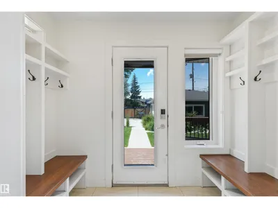 8212 148 ST NW NW photo 17