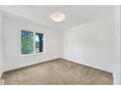 8212 148 ST NW NW photo 19