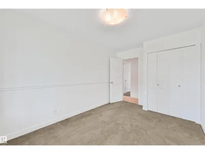 8212 148 ST NW NW photo 22