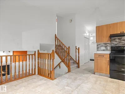 12840 147 AV NW photo 16