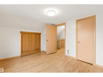 11230 75 AV NW photo 20