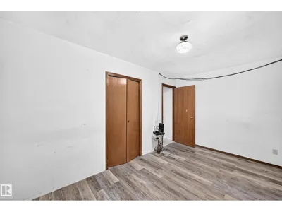 12424 46 ST NW NW photo 22