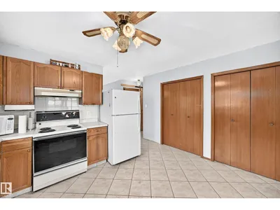 12424 46 ST NW NW photo 9