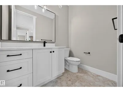209 HAMPSHIRE PT photo 29