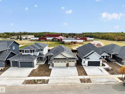 209 HAMPSHIRE PT photo 54