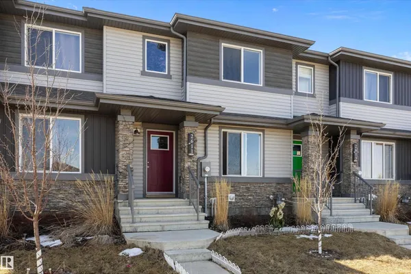 2611 14 AV NW photo 2