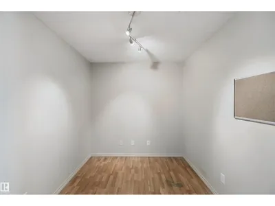 #208 16035 132 ST NW photo 28