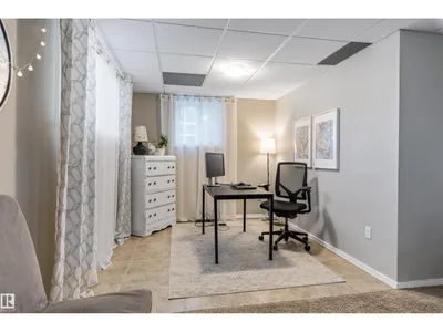 9715 71 AV NW photo 29