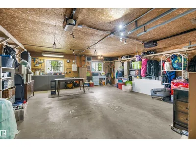 9715 71 AV NW photo 38