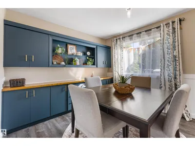 9715 71 AV NW photo 6