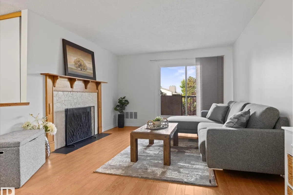 #301 55 AKINS DR NW exterior
