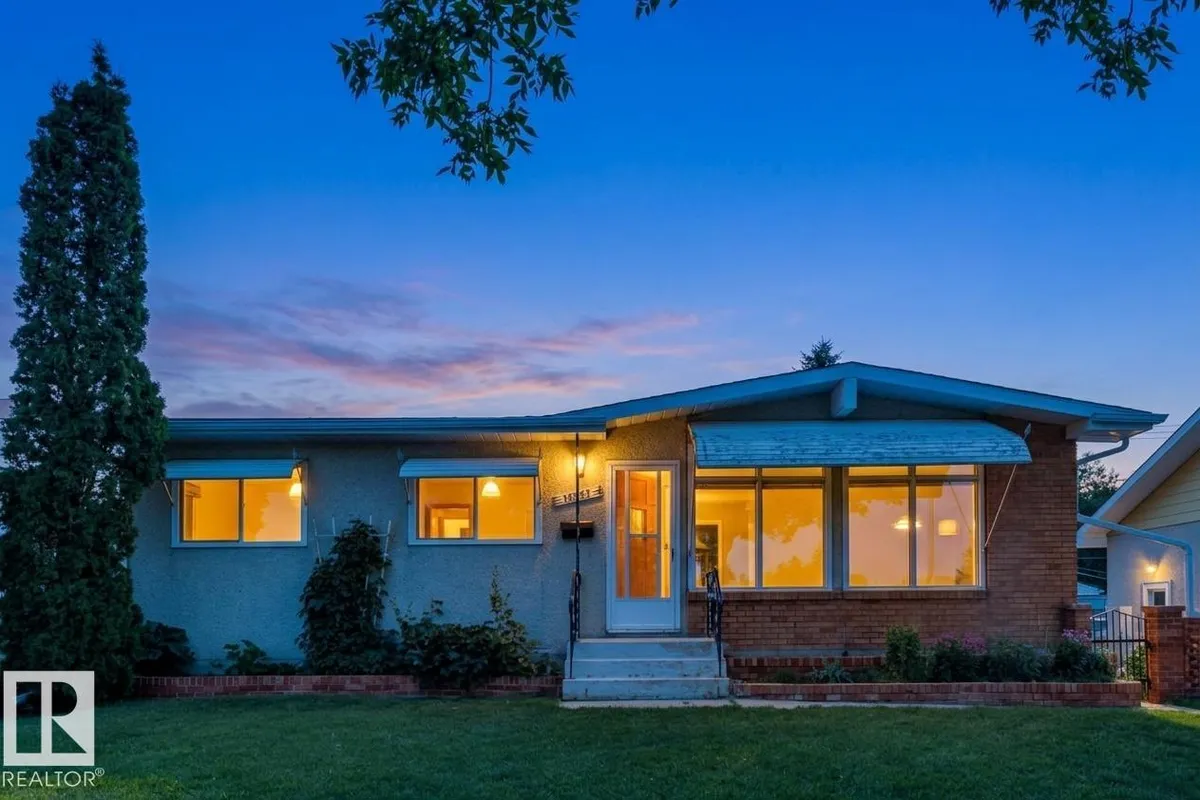 12835 91 ST NW exterior