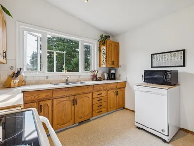 12835 91 ST NW photo 14