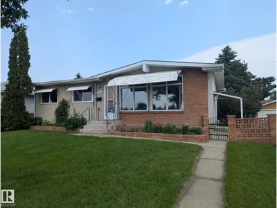 12835 91 ST NW photo 57