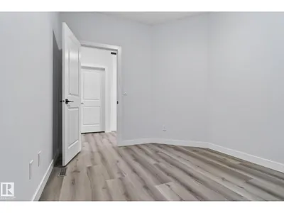 20 HAZELWOOD LN photo 18
